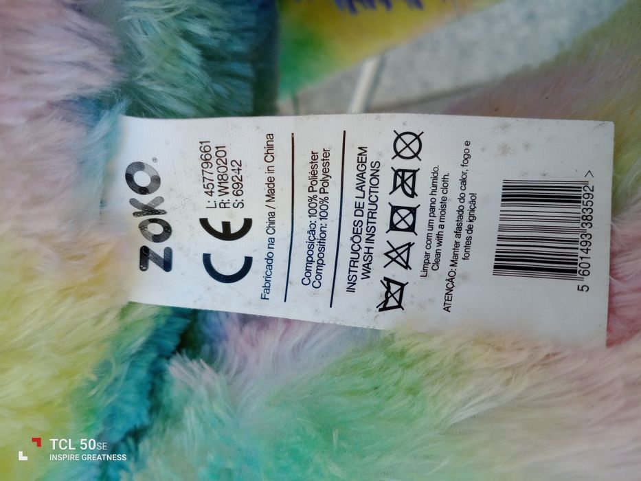 Peluche unicórnio gigante em bom estado.