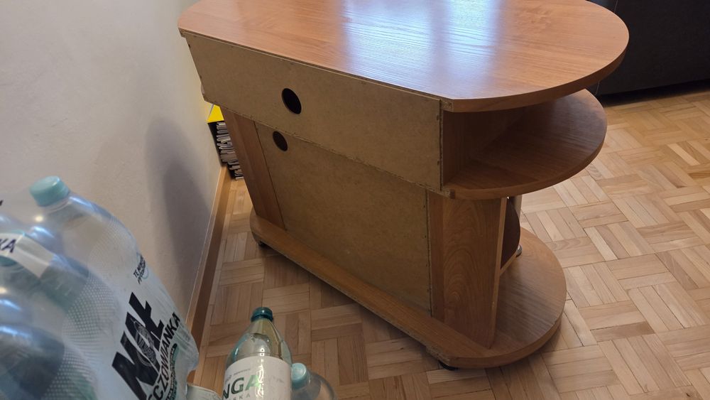 Szafka pod telewizor
