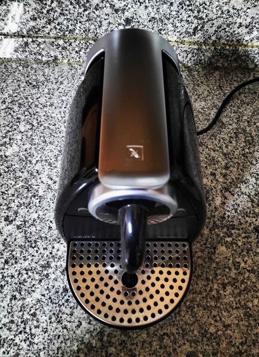 Máquina de café de cápsulas Krups - Nespresso