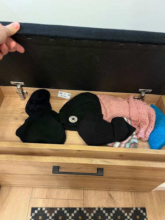 Szafka na buty z siedziskiem