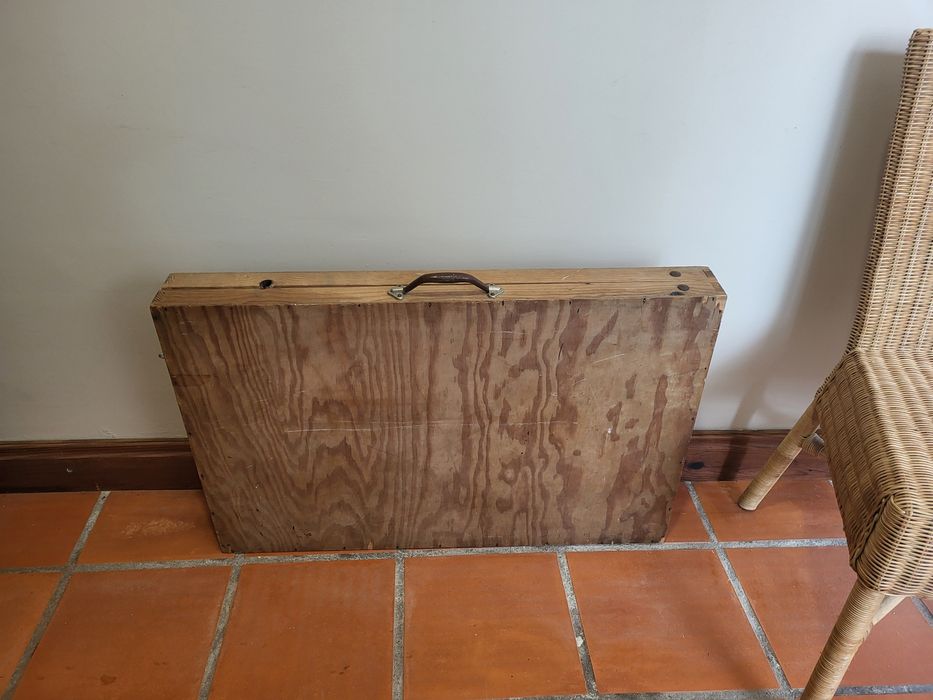 4 cadeiras, cabide, mesa desmontável, vintage, rustico