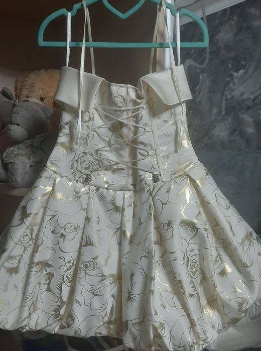 Платье праздничное 4-6лет