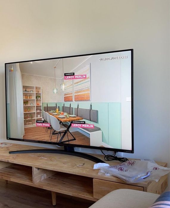 Aparador Tv Sklum em muito bom estado