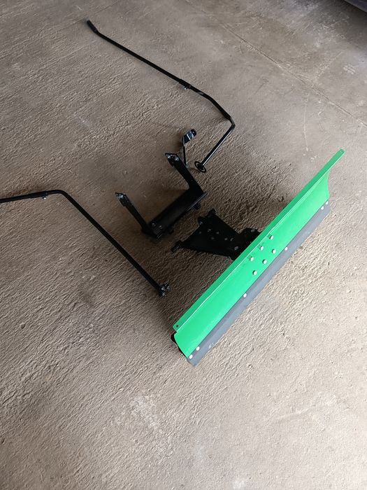 Traktorek kosiarka John Deere L100 + Gratis Pług do śniegu
