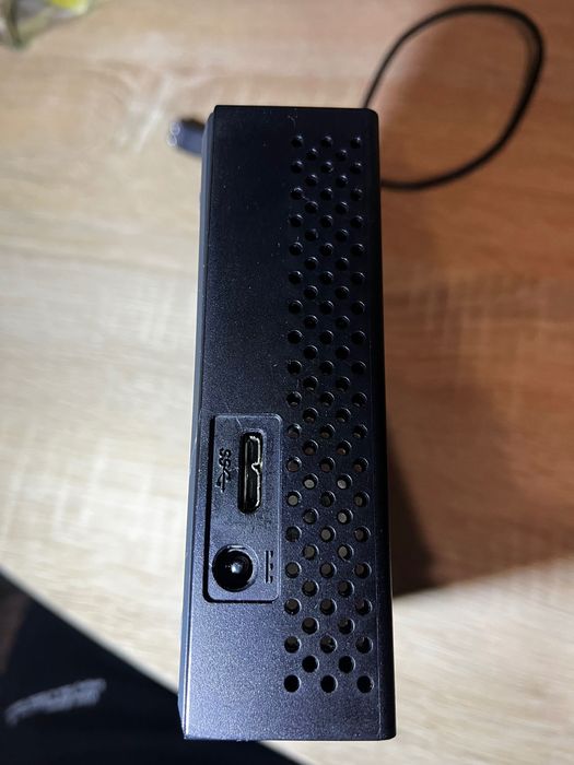 Зовнішній жорсткий диск накопичувач