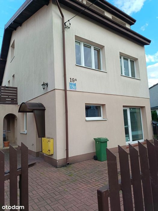 Dom wolnostojący z pomieszczeniem gospodarczym Łódź ul. Rozległa