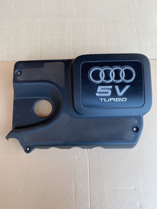 Декоративні кришки двигуна Audi TT 8N.Ауді ТТ 8N.