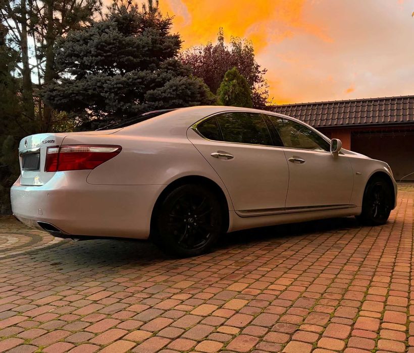 Lexus LS 460 Najlepszy w swojej klasie !!!