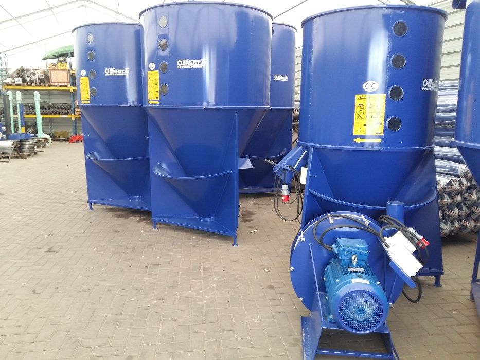 Кормозмішувач Кормосмеситель Смесител кормов ДКУ Дробилка Зернодробилк