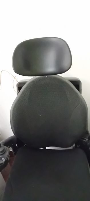 Cadeira de rodas elétrica