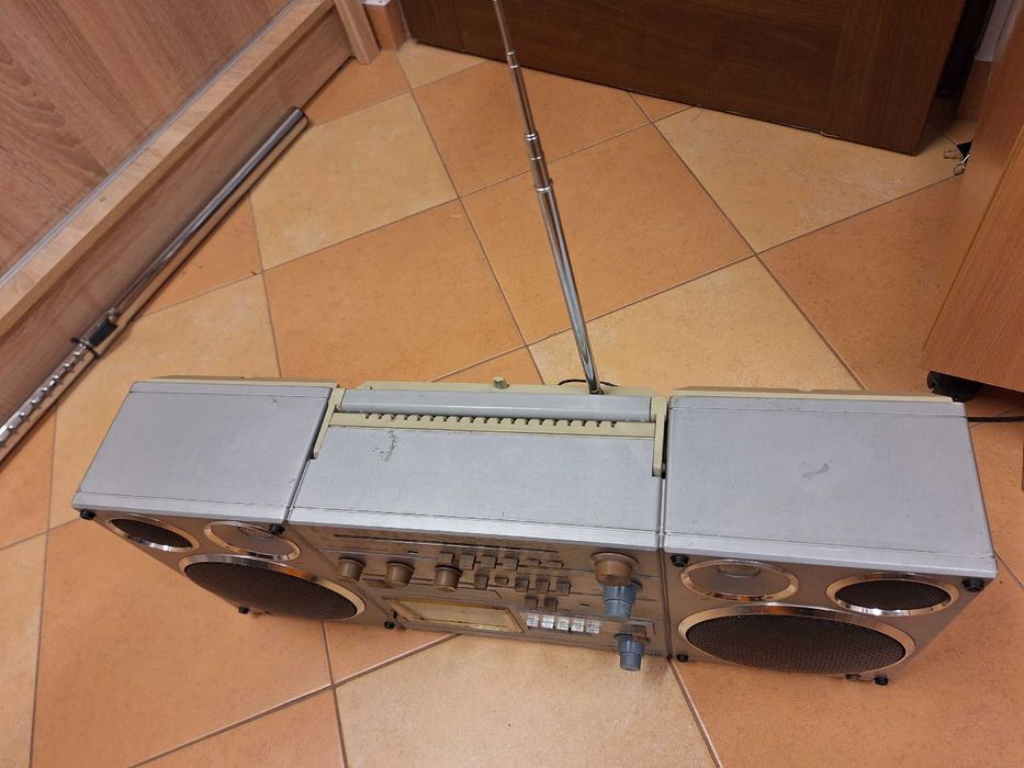 Condor RM820S radiomagnetofon