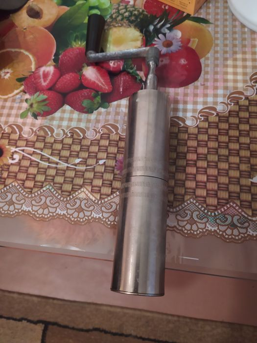 Продам соковижималку SCARLETT.