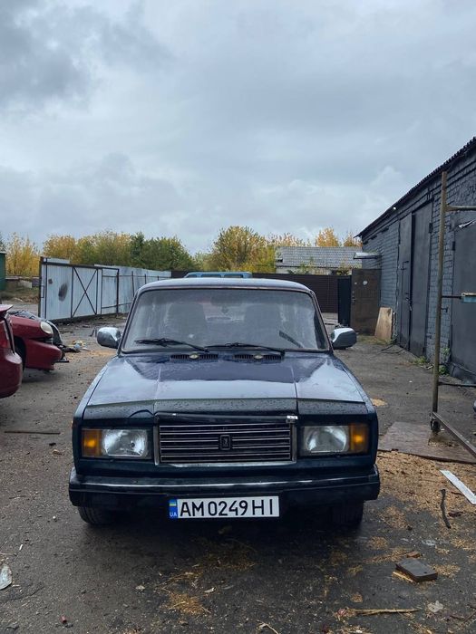 В продажі ваз 2107 1,5 карб,1986 року