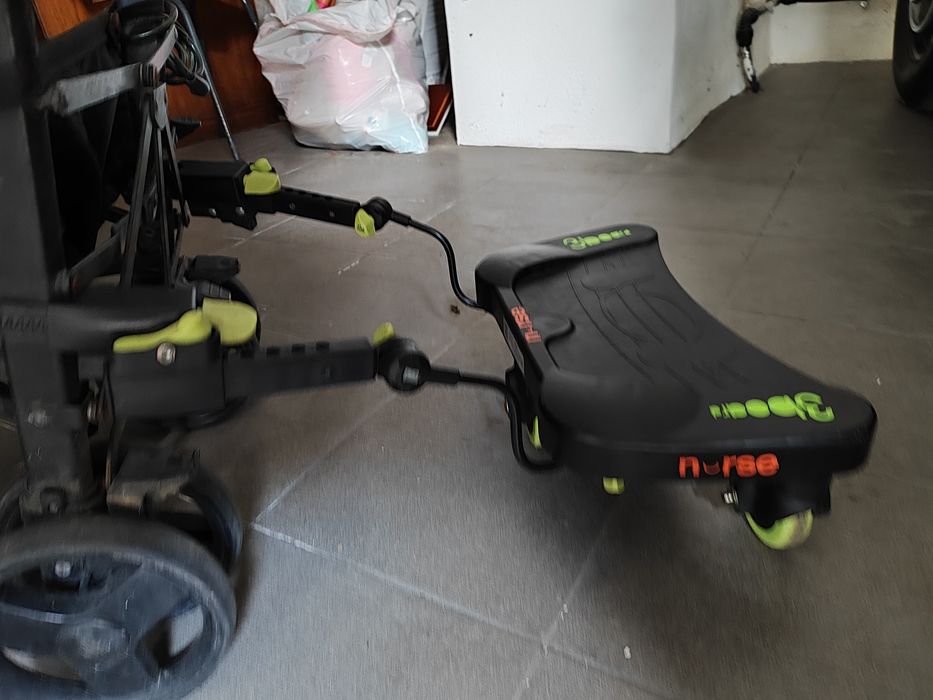 Plataforma para acoplar a carrinho bebe