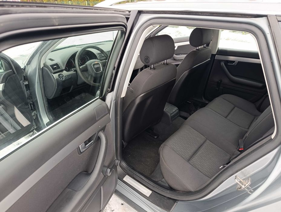 Audi A4 b7 1.6 бензин