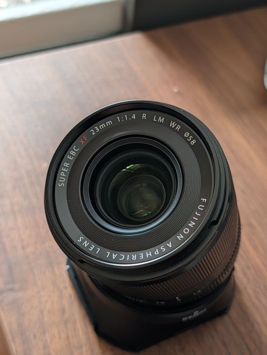 Fujinon XF 23mm f/1.4 R LM WR – como nova