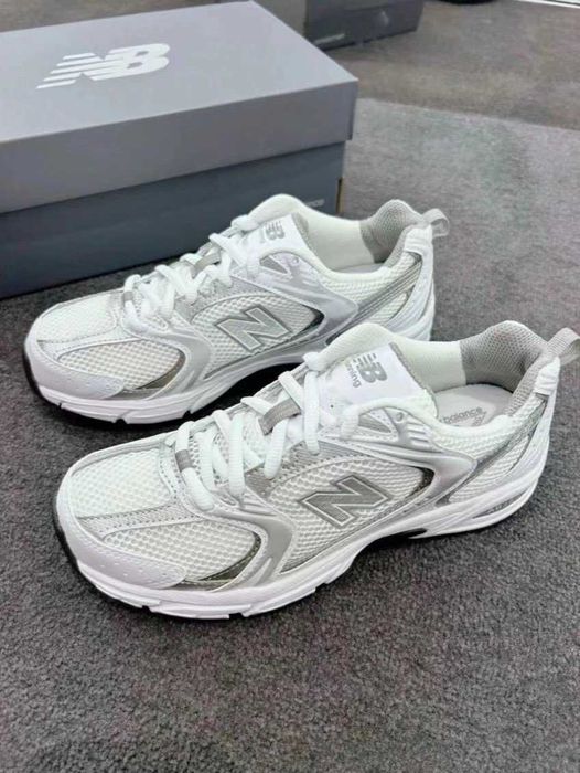 New Balance NB MR530 AD Srebrny r.36