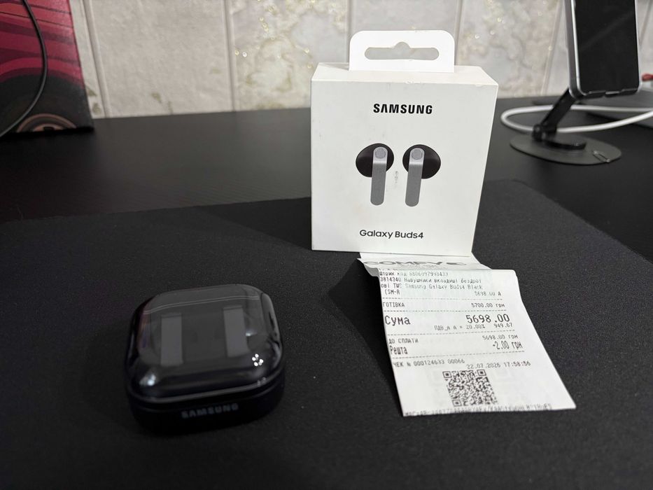 Навушники вкладиші бездротові TWS Samsung Galaxy Buds4 Black