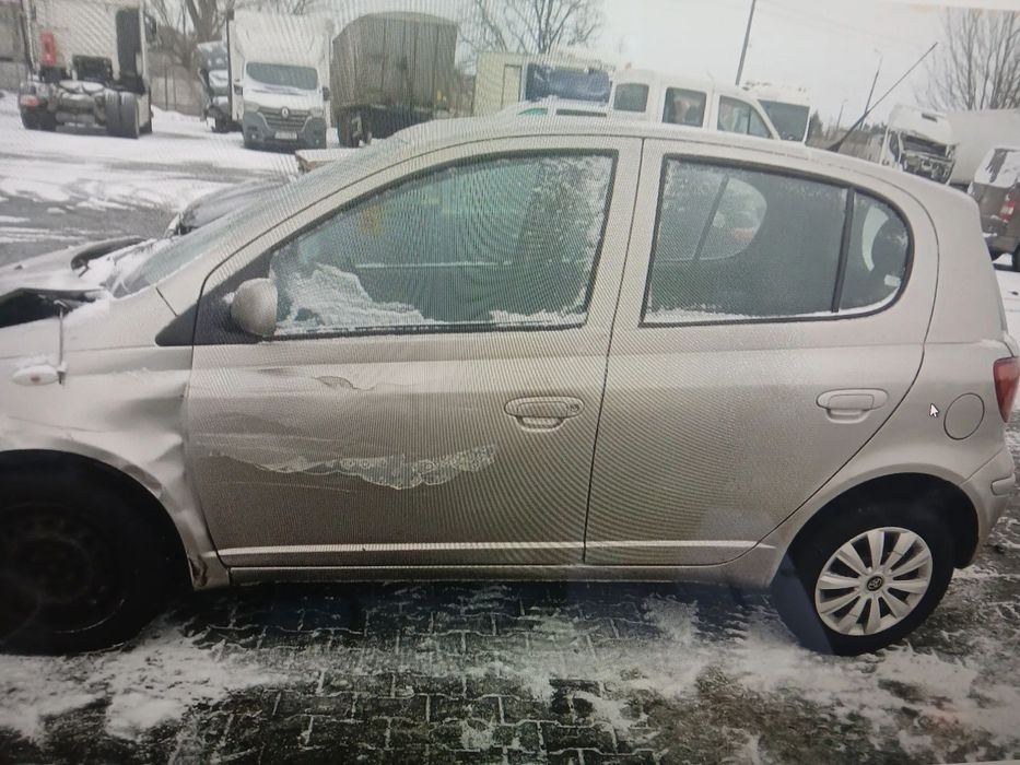 toyota yaris I 1d2 maska zderzak lampa grill błotnik drzwi zbiornik paliwa szyba lusterko
