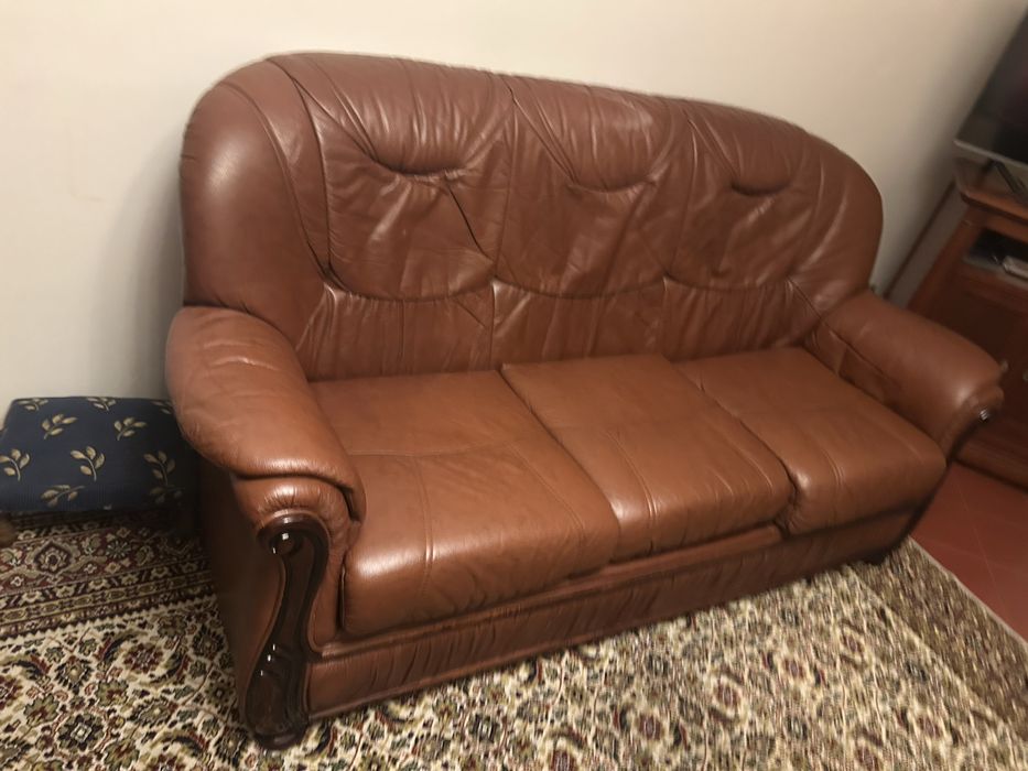 Sofá Cama de pele castanha