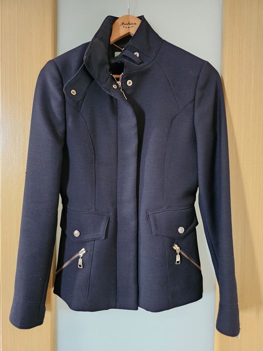 Пиджак фирмы guess