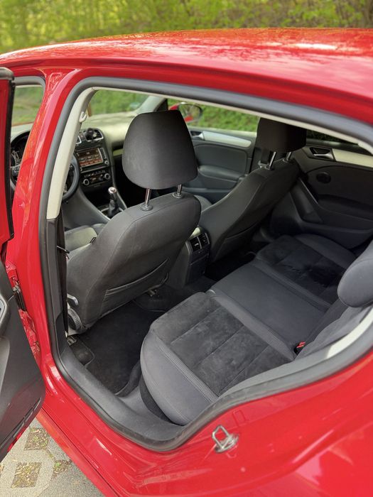 Volkswagen Golf VI