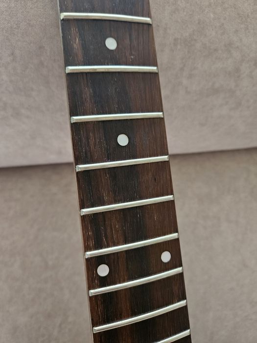 Traveler Guitar Pasadena Headless