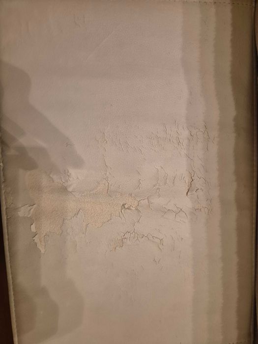 Cama casal com cabeceira e bau