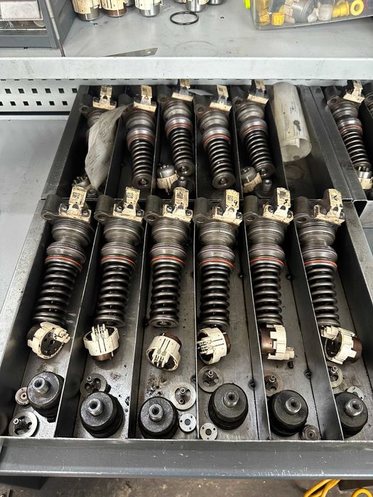 Ремонт форсунок Renault Magnum, Iveco, Volvo Euro 3/5 • Діагностика