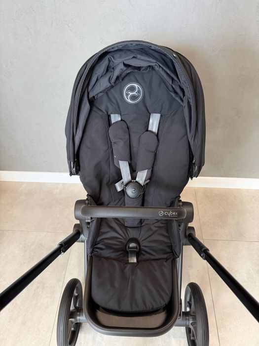 Cybex Priam 4.0 3w1 Black / Black Matt
