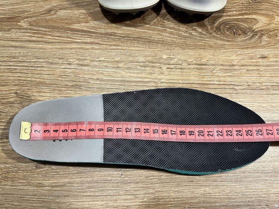 Кросівки ECCO  Розмір 41(26,5 см.) Ціна 1290 грн.