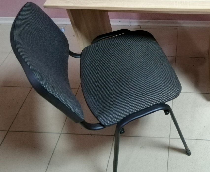 Продам офісні меблі