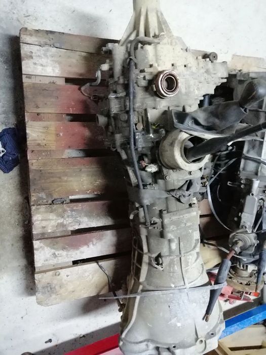 Lote peças usadas Motor Caixa Alternador Arranque Direção Porta Tampa