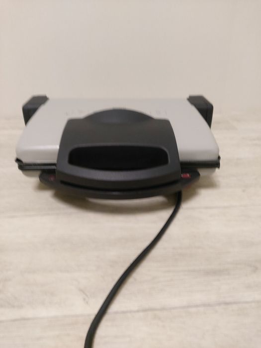 Продам б.у гриль.