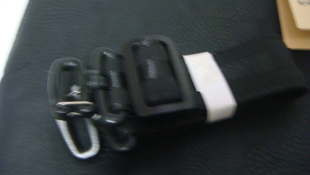 Сумка для ноутбука RivaCase 8930 Black 15.6"