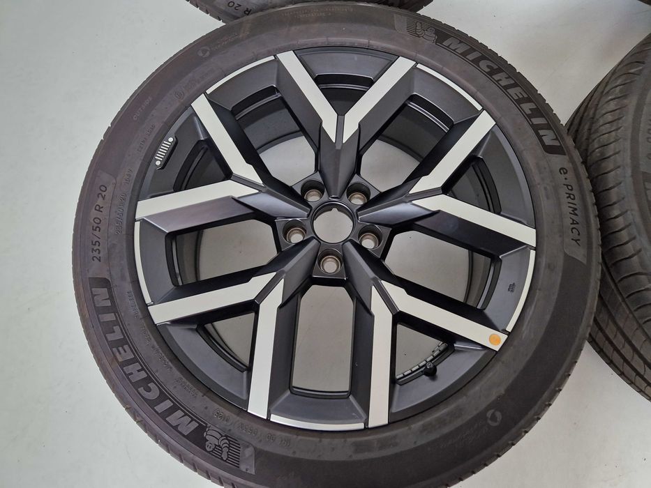Koła felgi Jeep Compass III 8J ET43 20" 5x115 opony lato 235/50/20 Michelin E Primacy 7mm 2025r