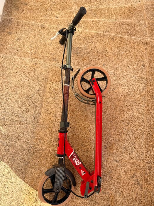 Trotinete dobrável em bom estado