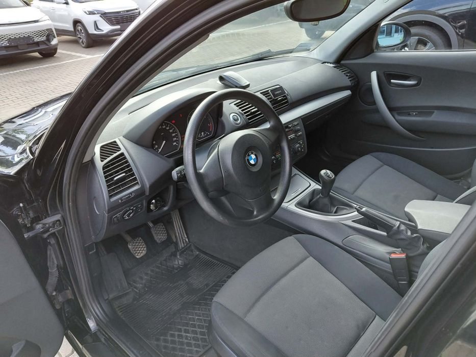 Bmw e87 118d 2005r