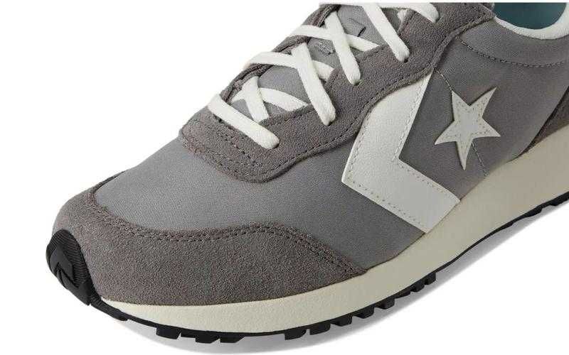 Сірі жіночі кросівки converse 35 р
