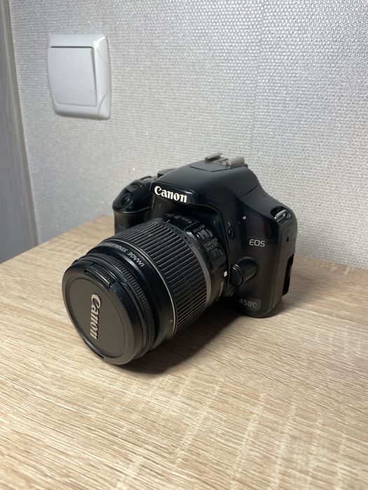 Фотоапарат Canon 450D + Обʼєктив Canon 18-55