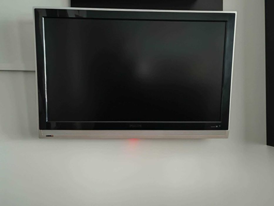 Płaski telewizor panoramiczny 42PFL5322/10