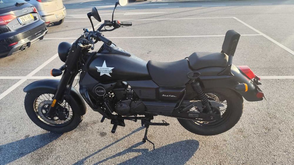 UM Renegade Commando 125 Black Edition