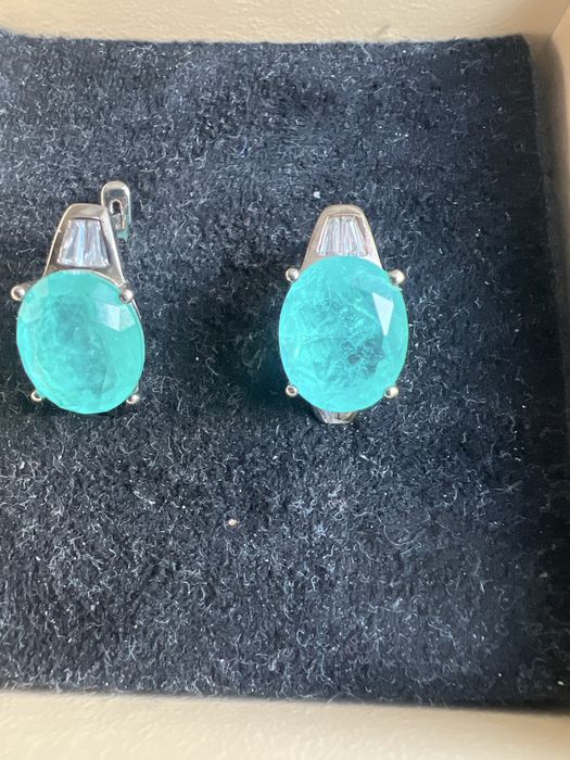 Серебрянные сережки с турмалином