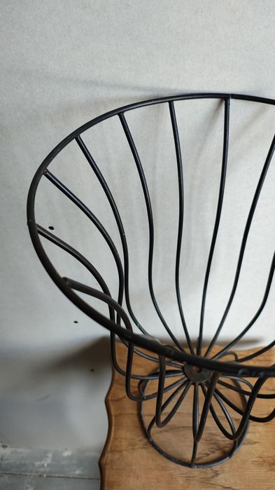 Kwietnik metalowy