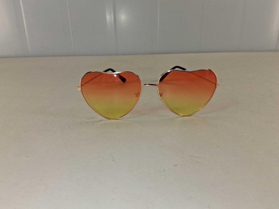 W222 Okulary Przeciwsłoneczne Serduszka Damskie Modne Vintage Złote
