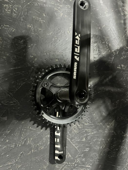 Nowy mechanizm  korbowy  Sram Apex 42T