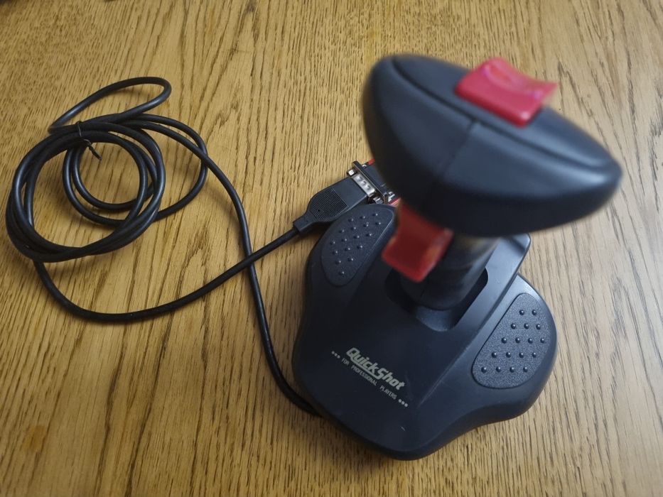 Retro joystick Quickshot Python Atari Commodore Amstrad Sega qs-130f