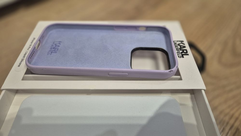 Etui IPHONE 14pro Karl Lager