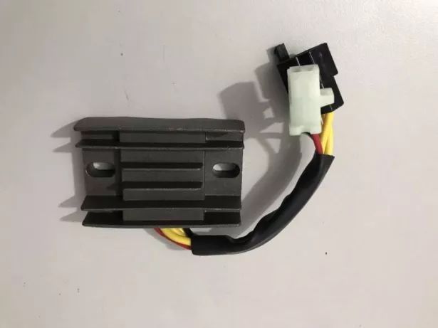 Rectificador regulador de corrente suzuki GN125 e GN250 marauder