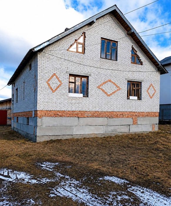Продаж будинку в с. Мала Турʼя пл. 160 м2, на ділянці 0.12 га